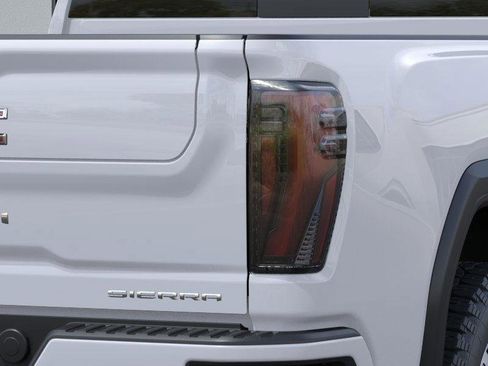 New 2025 GMC Sierra 3500 Denali w/ Denali Reserve Package image 11
