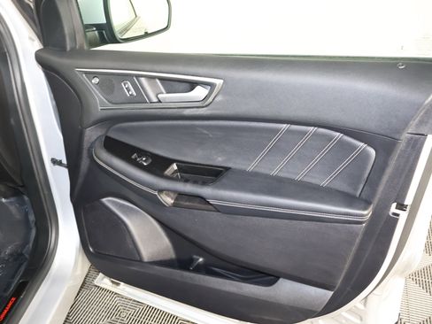 Used 2019 Ford Edge ST w/ Convenience Package image 41