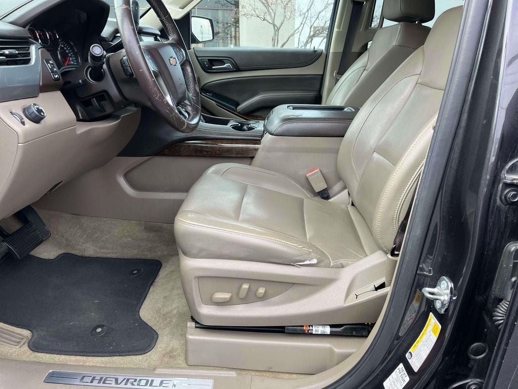 Used 2018 Chevrolet Suburban LT RWD image 29
