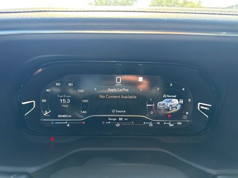 Used 2022 GMC Yukon Denali AWD/4WD image 13