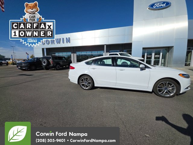 Used 2017 Ford Fusion SE w/ Equipment Group 201A AWD/4WD image 4