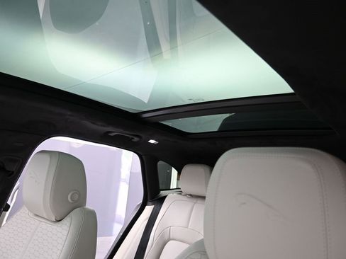 New 2026 Jaguar F-PACE R-Dynamic S image 28