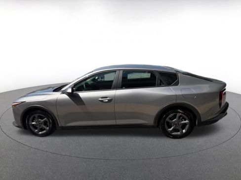 Used 2025 Kia K4 FWD image 8