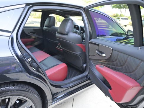 Used 2024 Lexus LS 500 F Sport image 44