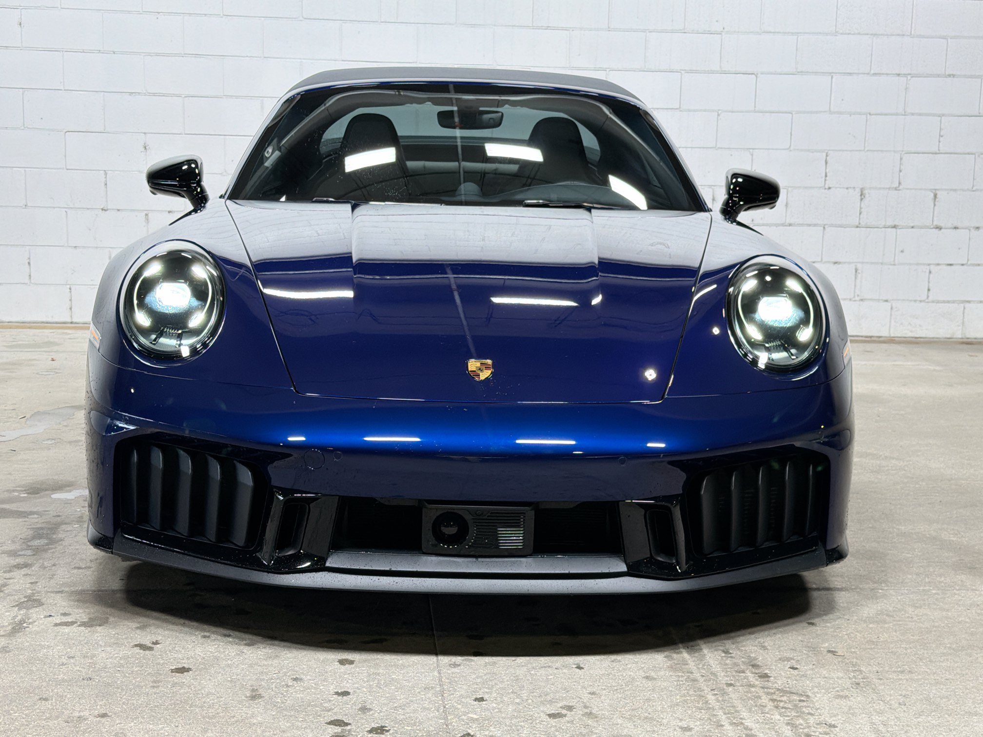 Certified 2025 Porsche 911 Targa 4 GTS AWD/4WD image 9