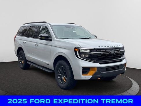 New 2025 Ford Expedition Tremor image 7