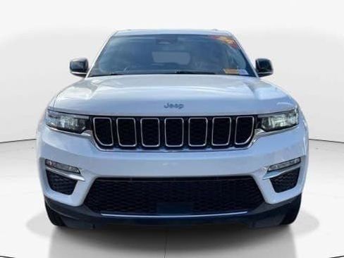 Used 2024 Jeep Grand Cherokee Limited image 8