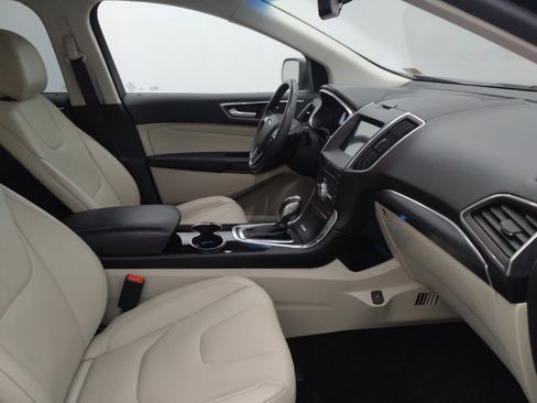 Used 2017 Ford Edge Titanium w/ Technology Package AWD/4WD image 21