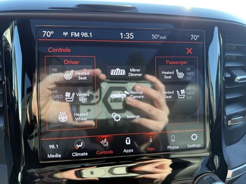 Used 2020 RAM 1500 Laramie image 23