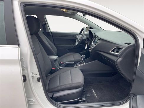 Used 2021 Hyundai Accent SEL image 15