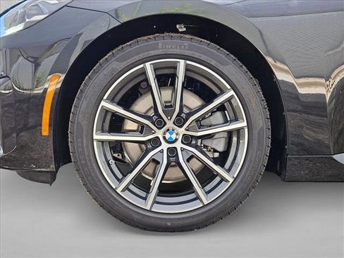 Used 2025 BMW 230i xDrive Coupe w/ Convenience Package image 9