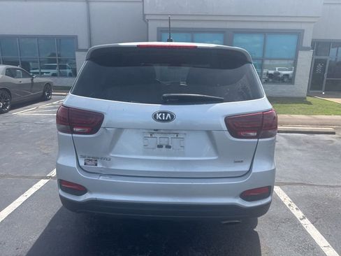 Used 2019 Kia Sorento L FWD image 5