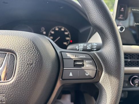 New 2026 Honda HR-V LX image 28
