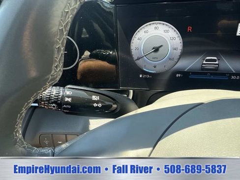 Used 2023 Hyundai Elantra SEL w/ Convenience Package FWD image 29