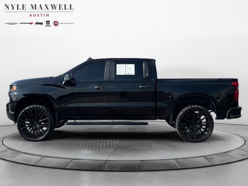 Used 2020 Chevrolet Silverado 1500 Custom w/ Custom Value Package RWD image 13
