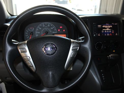 Used 2020 Nissan NV200 S FWD image 11