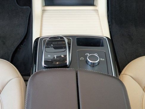 Used 2018 Mercedes-Benz GLE 350 image 17