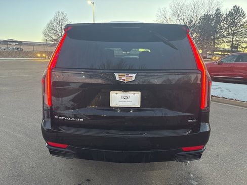Used 2021 Cadillac Escalade ESV Sport Platinum image 4
