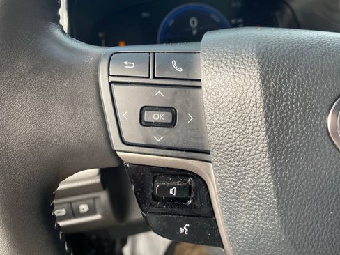 Used 2025 Toyota Camry SE w/ Multimedia Upgrade Package FWD image 26