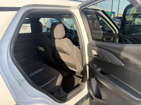 Used 2023 Chevrolet TrailBlazer LT image 13