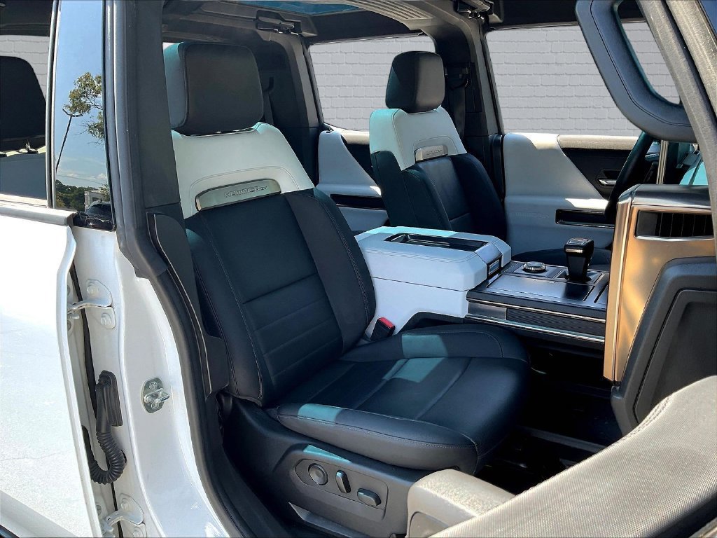 Used 2022 GMC Hummer EV Edition 1 w/ LPO, Illumination Package AWD/4WD image 21