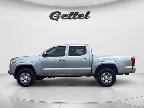 Used 2022 Toyota Tacoma SR AWD/4WD image 8
