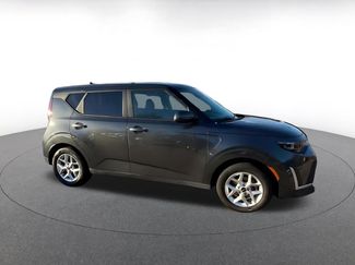 Used 2025 Kia Soul LX w/ LX Technology Package video 2