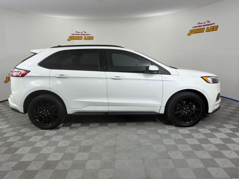 Used 2022 Ford Edge ST-Line w/ Class II Trailer Tow Package image 7