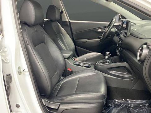 Used 2022 Hyundai Kona Limited AWD/4WD image 24