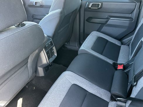 Used 2025 Ford Bronco Big Bend AWD/4WD image 11