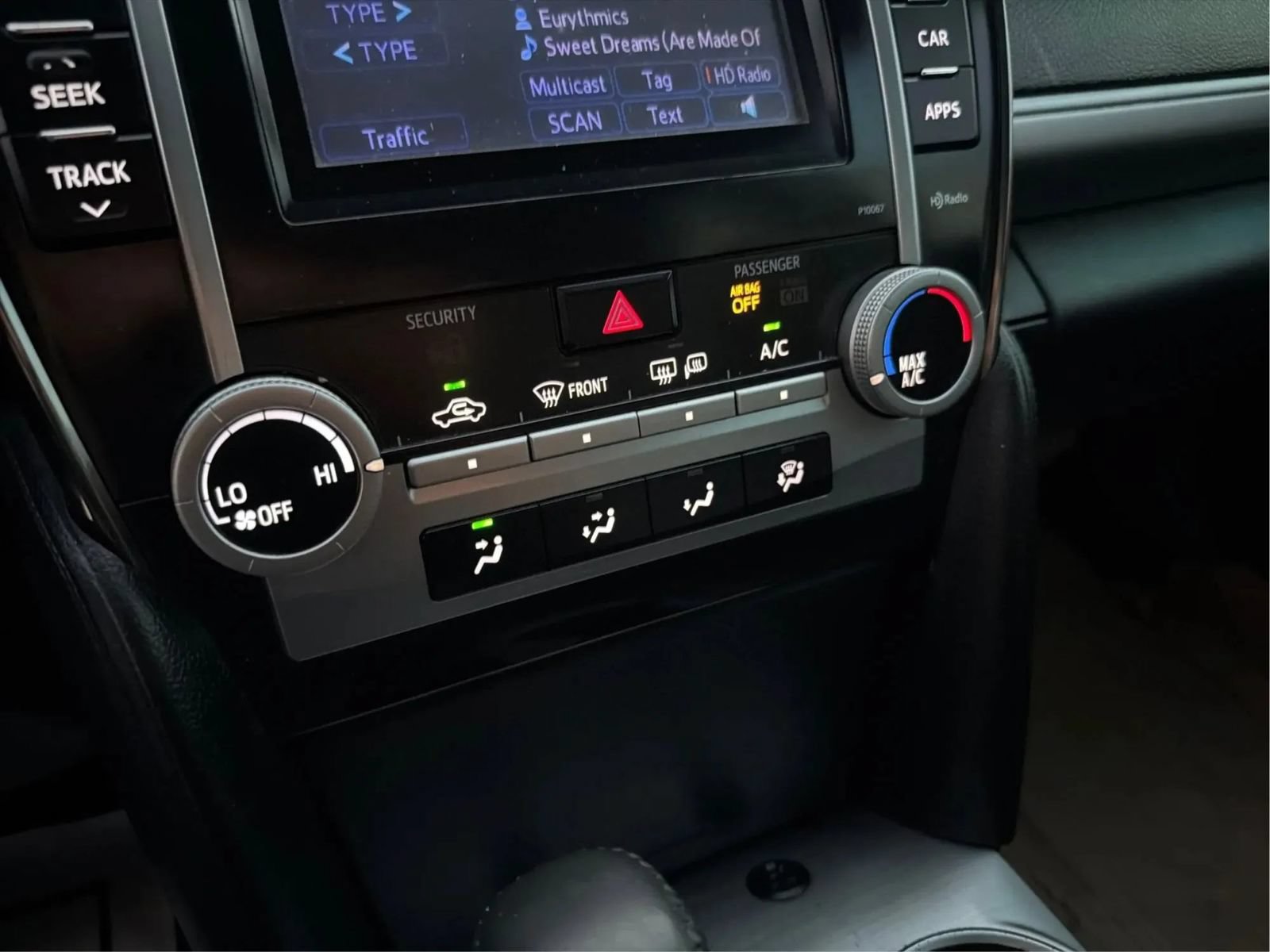 Used 2012 Toyota Camry SE FWD image 34