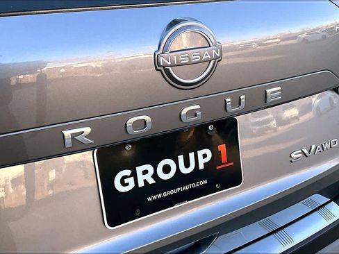 Certified 2023 Nissan Rogue SV image 30