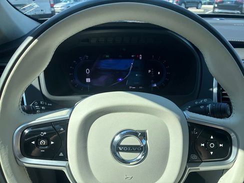 Used 2023 Volvo XC90 B6 Ultimate AWD/4WD image 13