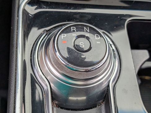 Used 2019 Ford Edge ST w/ Equipment Group 401A image 18