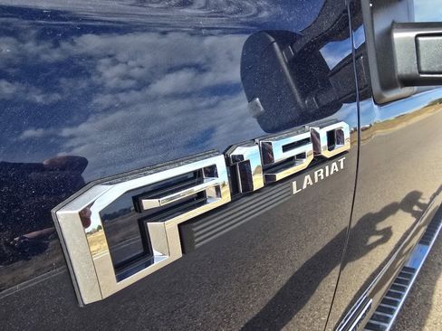 Used 2019 Ford F150 Lariat image 9