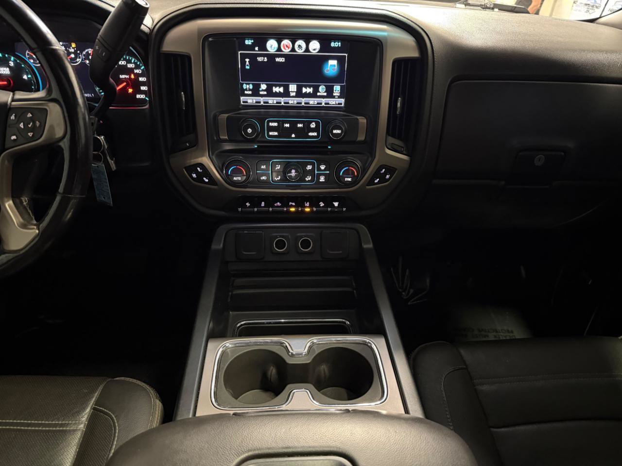 Used 2018 GMC Sierra 2500 Denali w/ Suspension Package, Off-Road AWD/4WD image 34