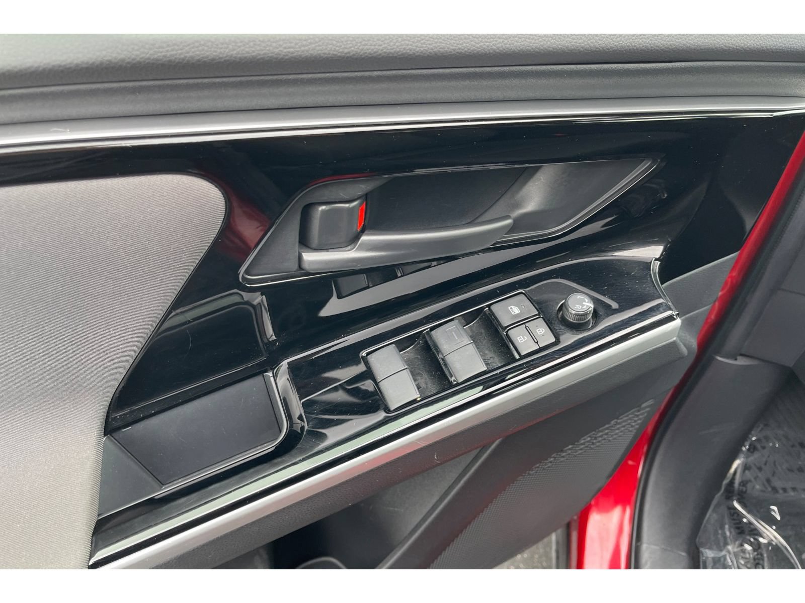 Certified 2023 Subaru Solterra AWD image 11
