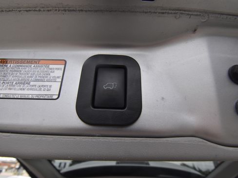 Used 2018 Toyota Sienna XLE FWD image 14