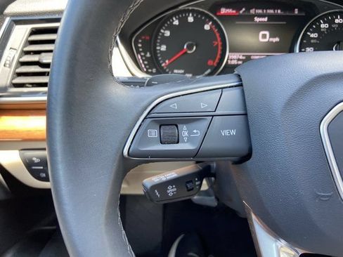 Used 2023 Audi Q5 2.0T Premium w/ Convenience Package AWD/4WD image 18