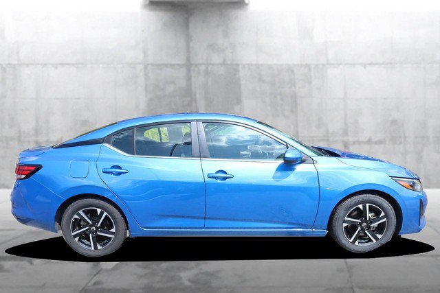 Certified 2025 Nissan Sentra SV FWD image 5