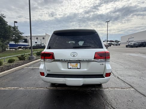 Used 2021 Toyota Land Cruiser AWD/4WD image 26