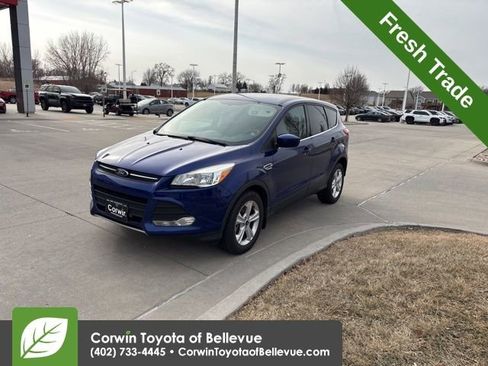 Used 2015 Ford Escape SE image 8