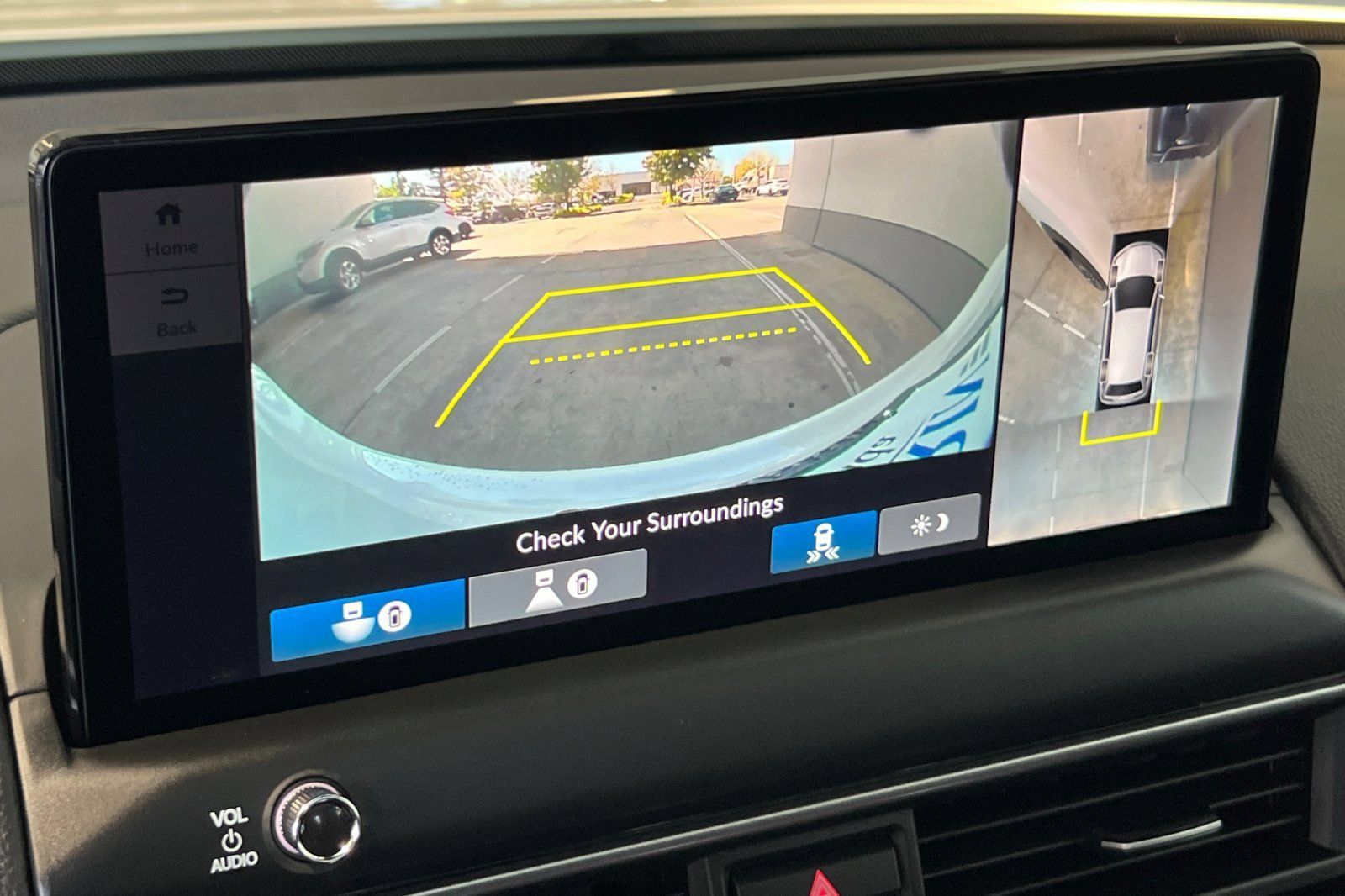 New 2026 Honda Pilot Touring image 19