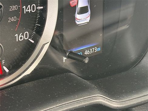 Used 2022 Toyota Corolla SE image 9