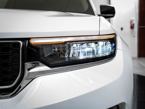 Used 2023 Jeep Grand Cherokee 4WD 4xe image 17