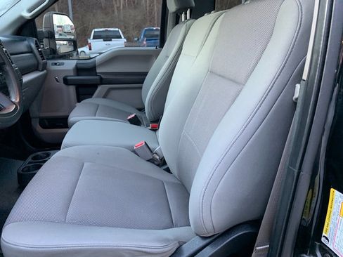 Used 2017 Ford F250 XL w/ STX Appearance Package image 17