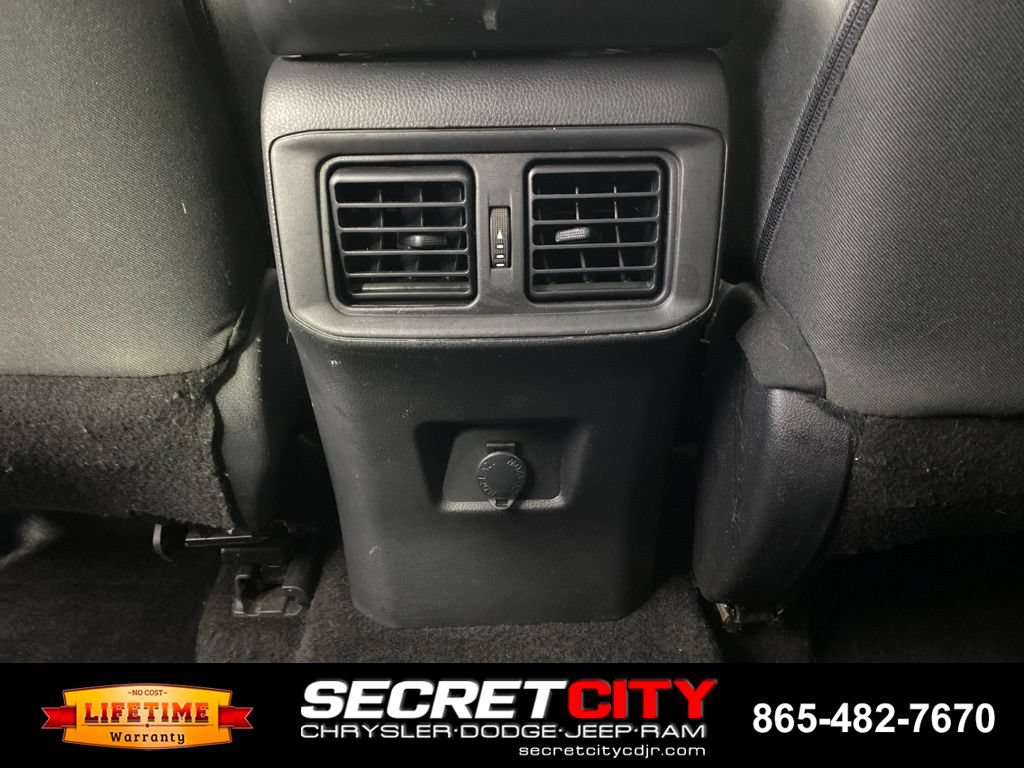Used 2023 Toyota RAV4 LE AWD/4WD image 24