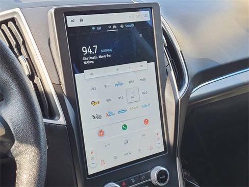 Certified 2022 Ford Edge SEL w/ Convenience Package image 19