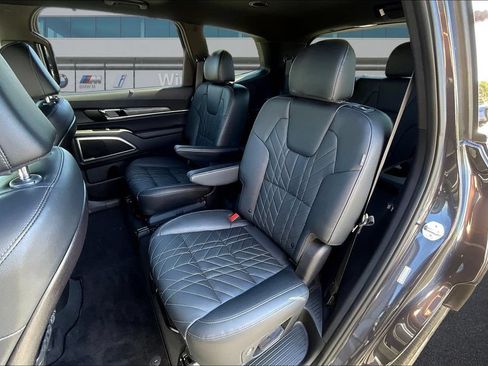 Used 2025 Kia Telluride EX X-Line AWD/4WD image 22
