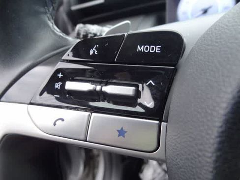 Used 2024 Hyundai Tucson Limited AWD/4WD image 18